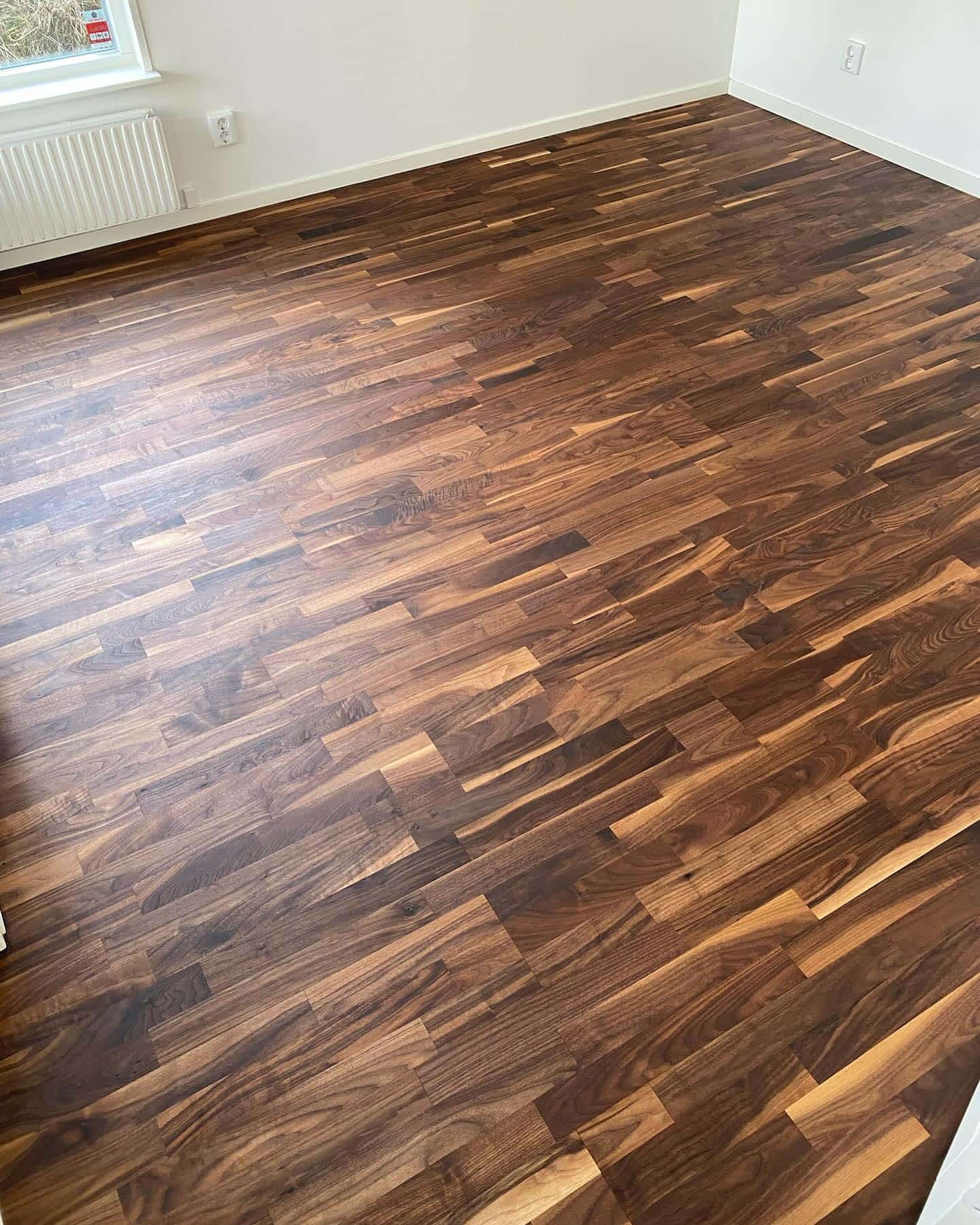 Parkettgolv behandlat med hårdvaxolja i Nacka